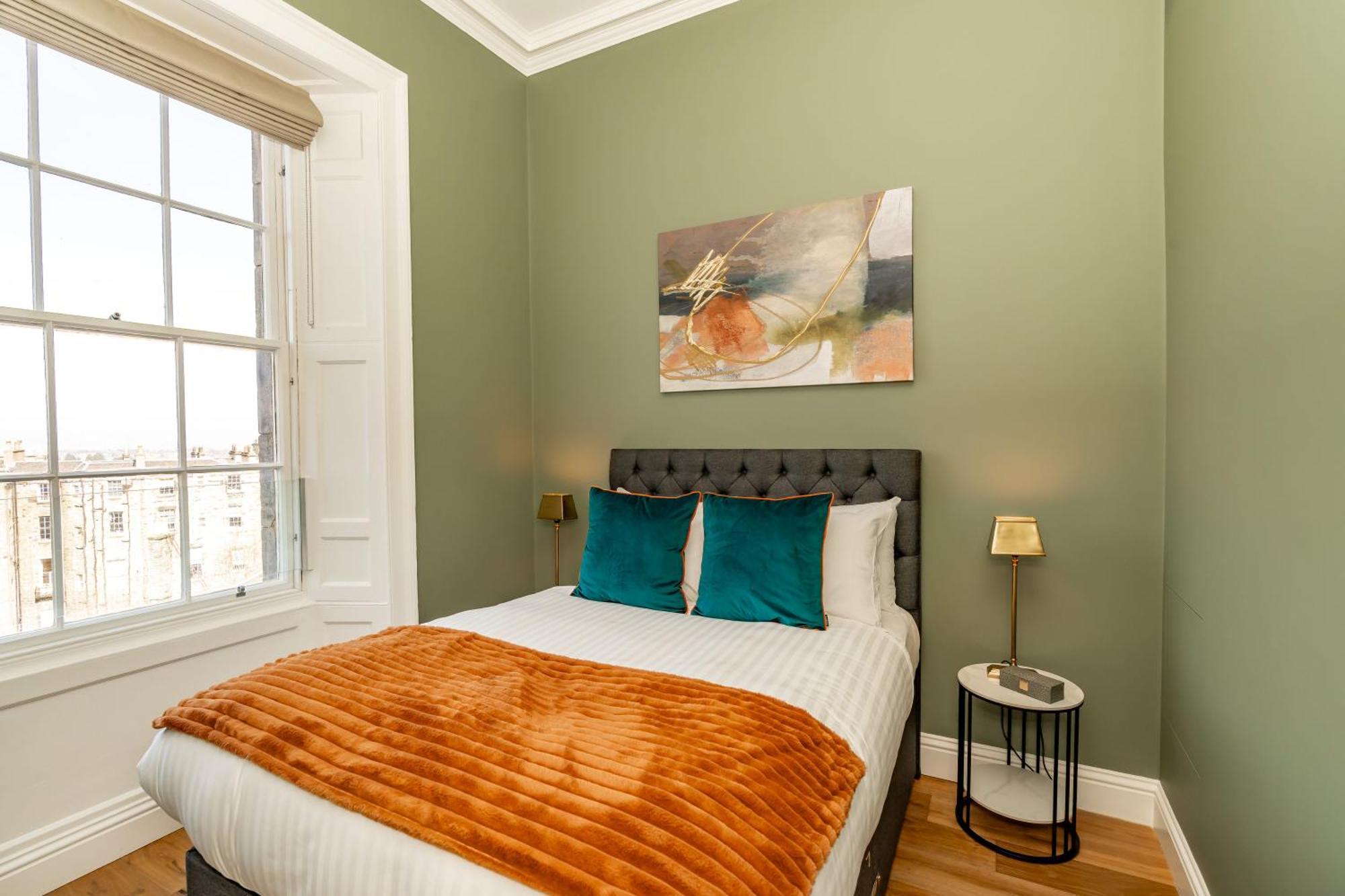Dragon Suites Luxury Apartments At 9 Albyn Place Edinburgh Ngoại thất bức ảnh