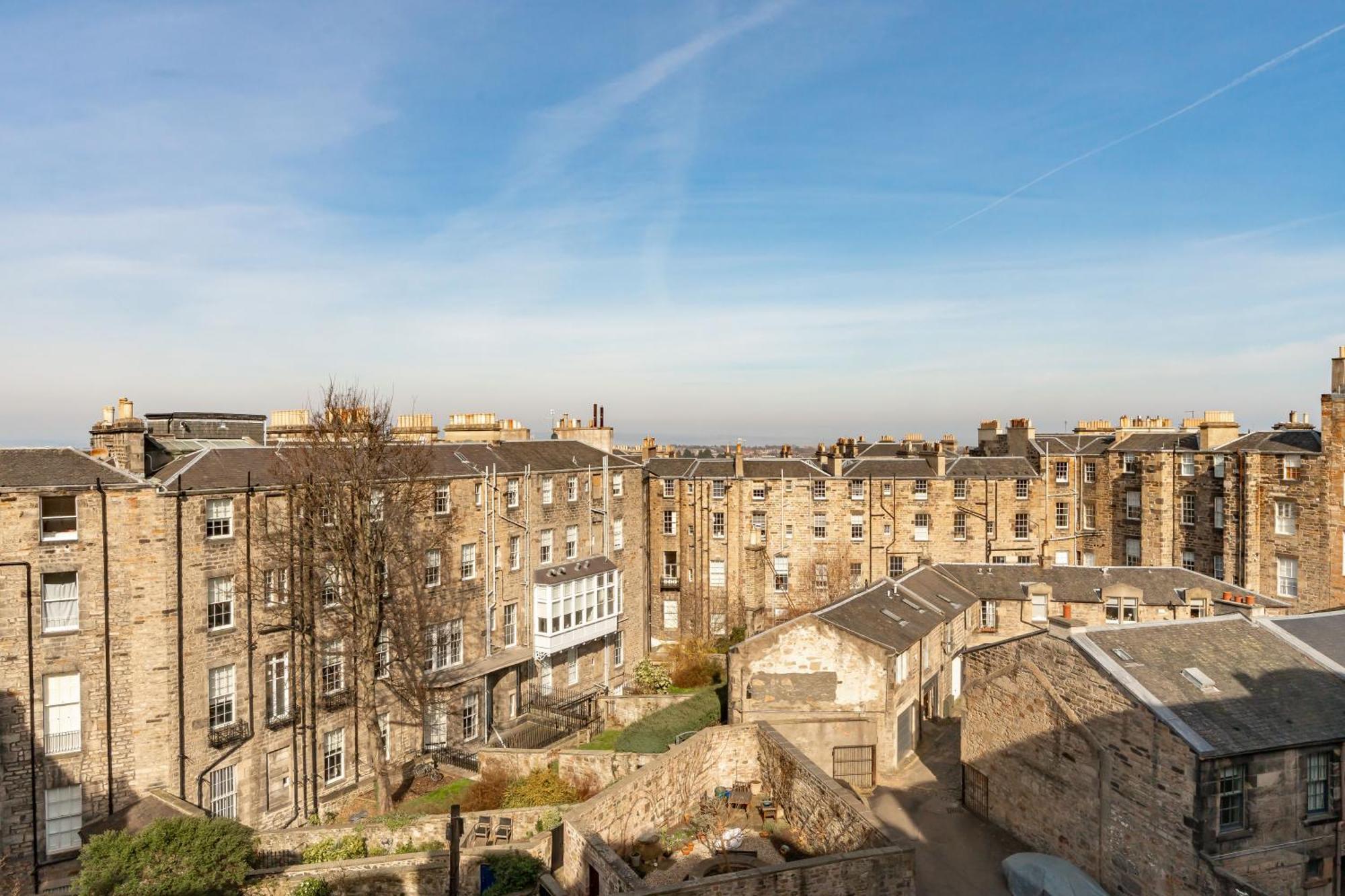 Dragon Suites Luxury Apartments At 9 Albyn Place Edinburgh Ngoại thất bức ảnh