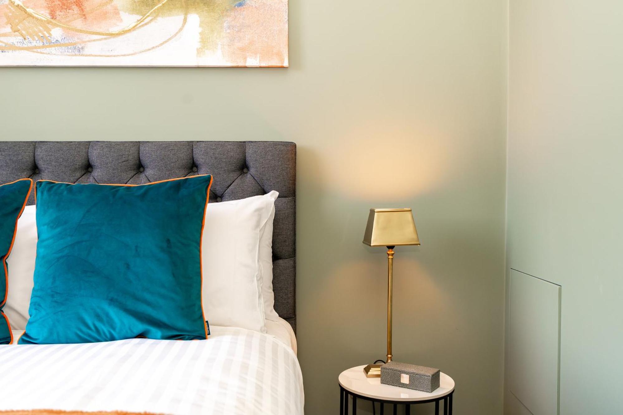 Dragon Suites Luxury Apartments At 9 Albyn Place Edinburgh Ngoại thất bức ảnh