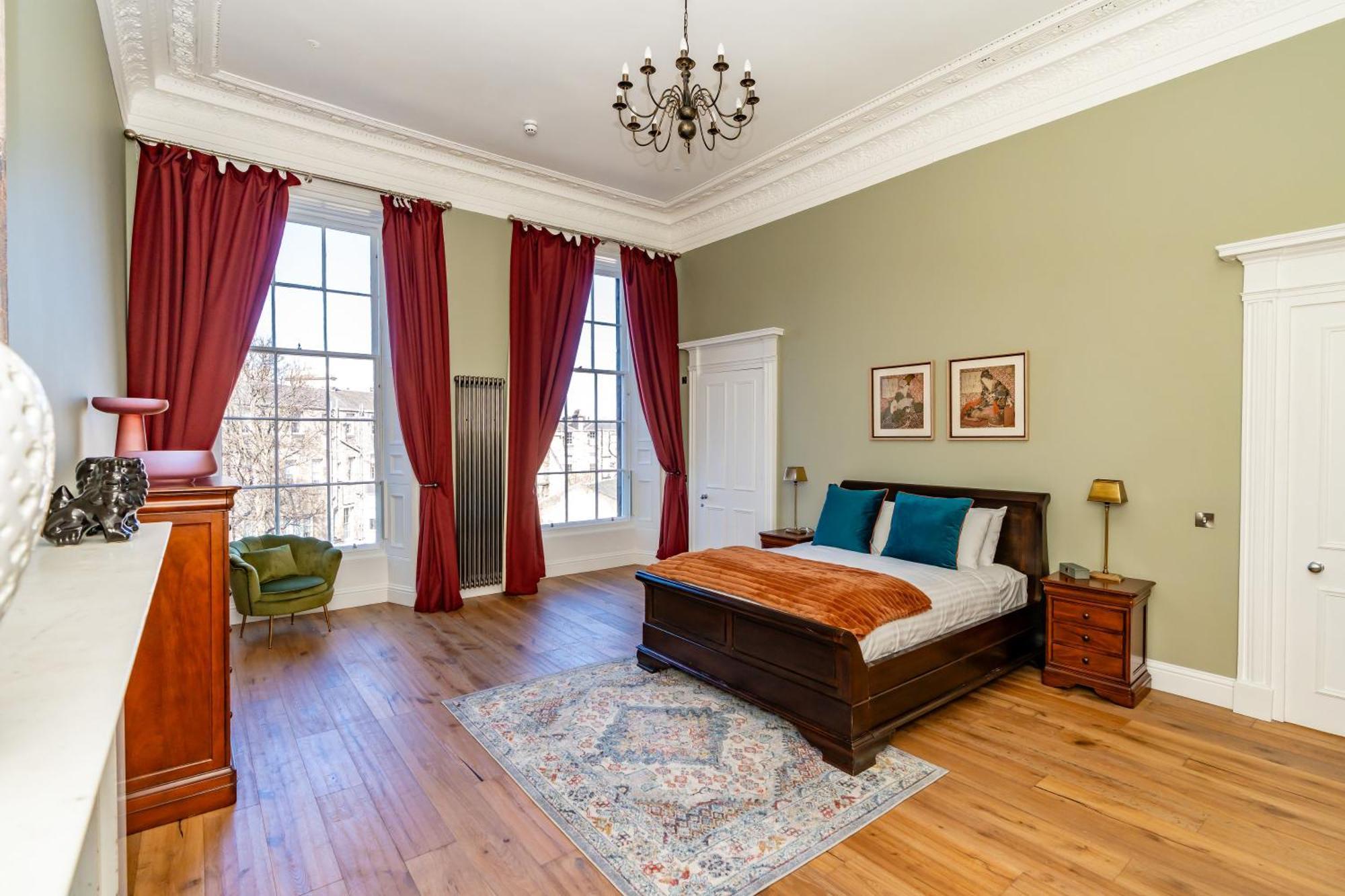 Dragon Suites Luxury Apartments At 9 Albyn Place Edinburgh Ngoại thất bức ảnh